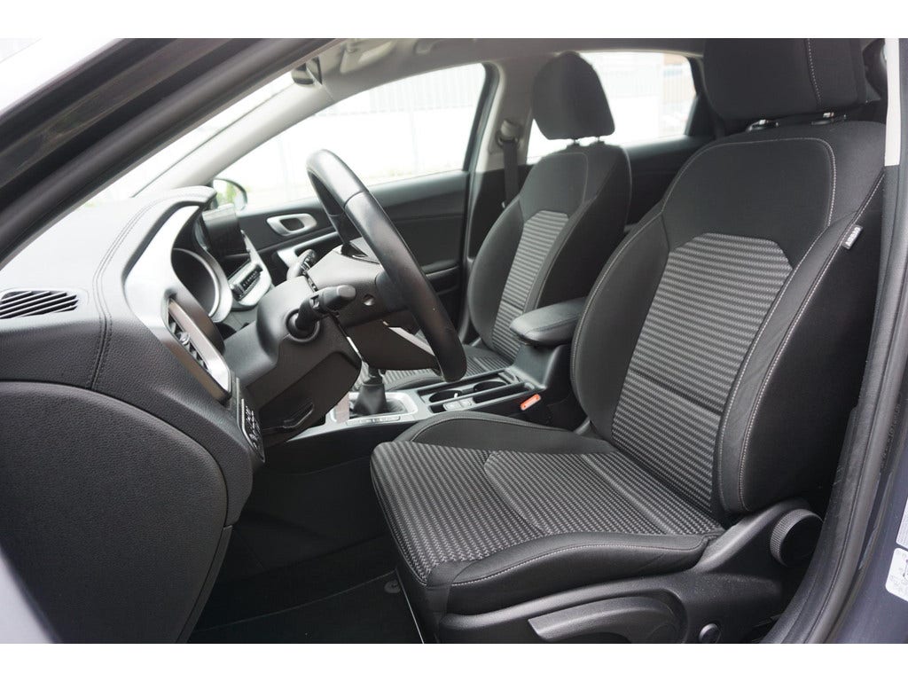 Kia Ceed (5)