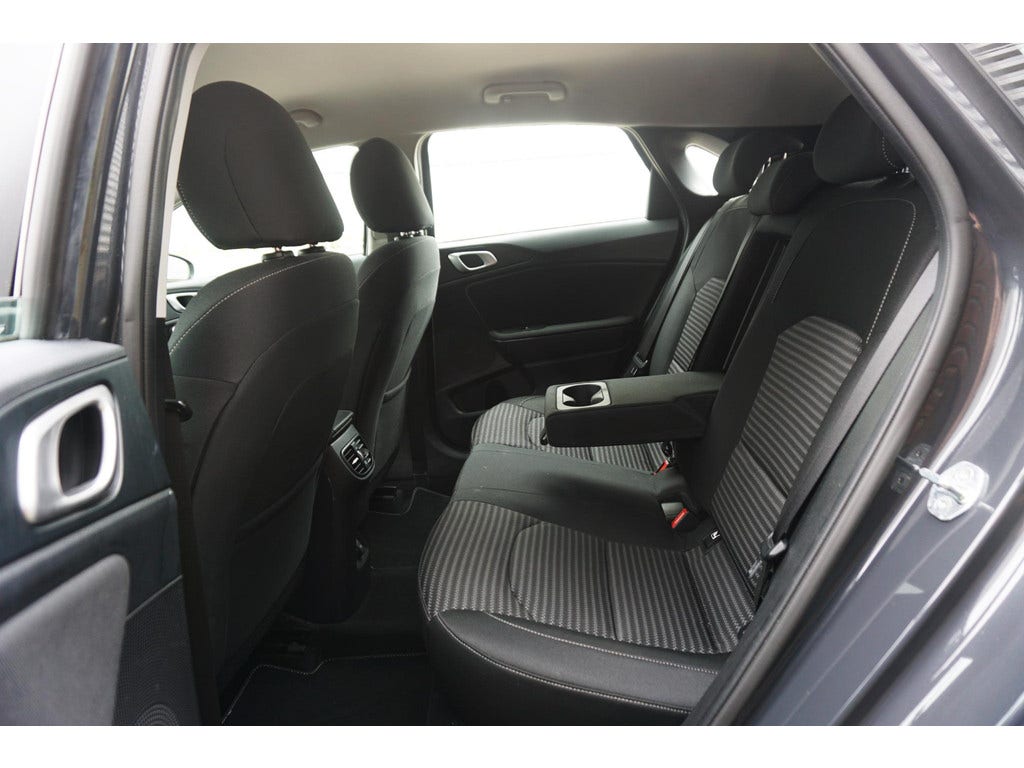 Kia Ceed (6)