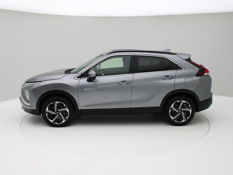 Mitsubishi Eclipse Cross (2)