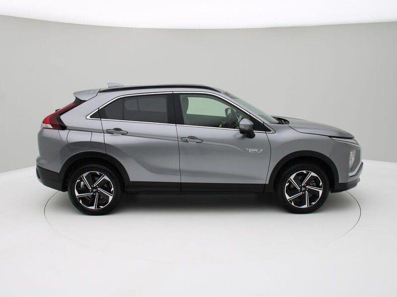 Mitsubishi Eclipse Cross (6)