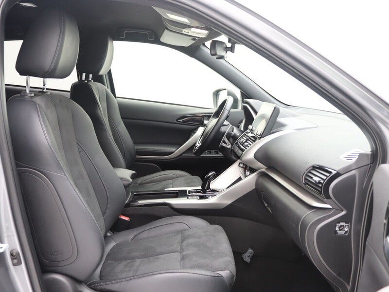 Mitsubishi Eclipse Cross (9)