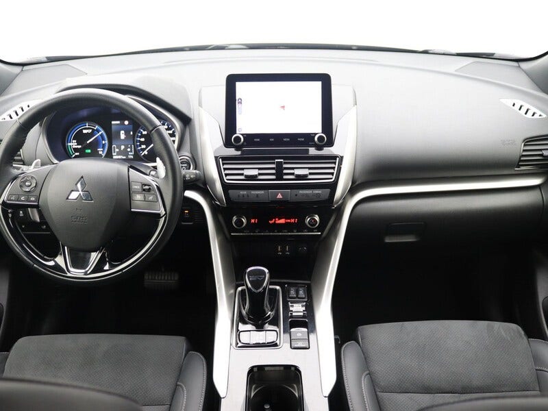 Mitsubishi Eclipse Cross (10)
