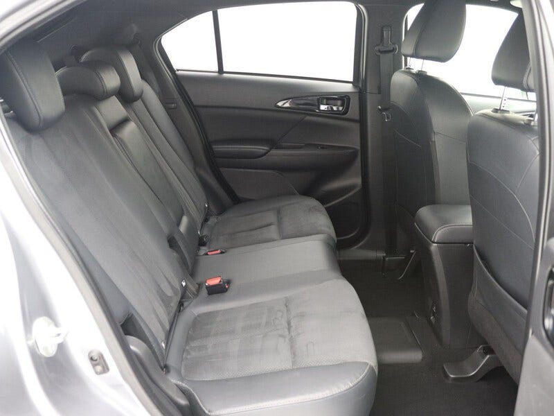 Mitsubishi Eclipse Cross (12)