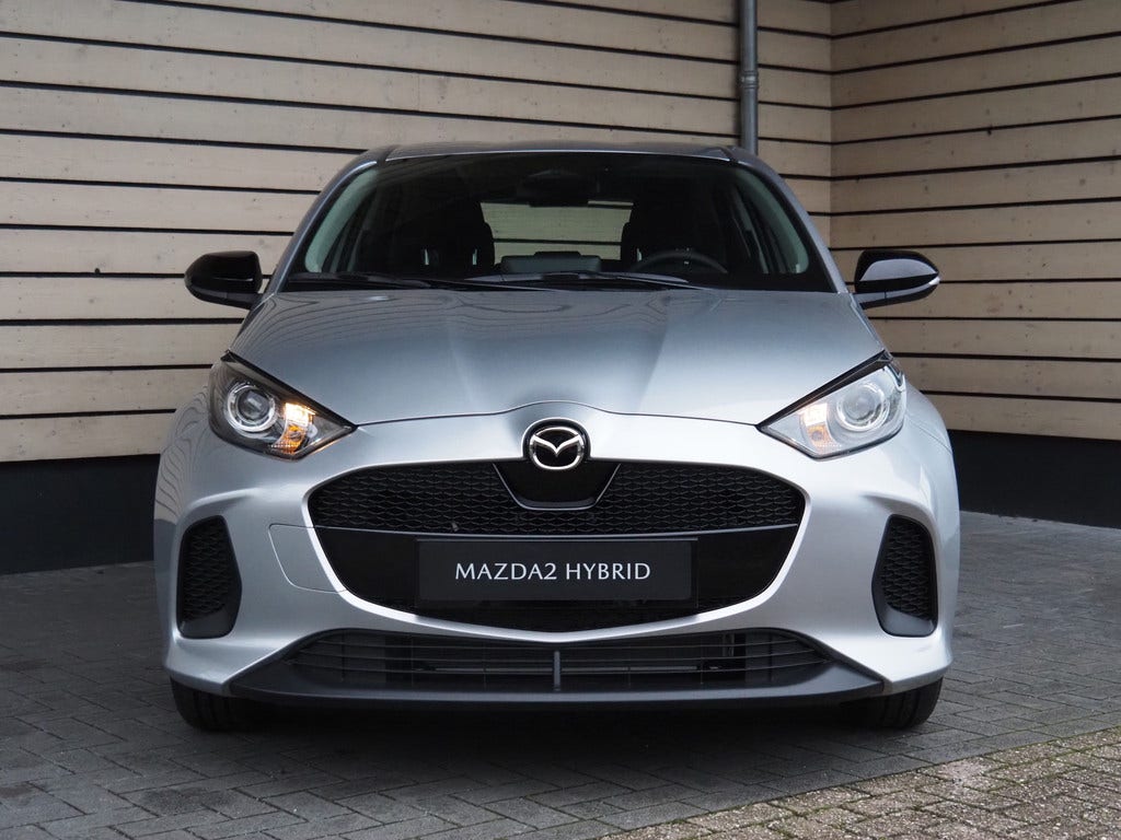 Mazda 2 Hybrid (2)