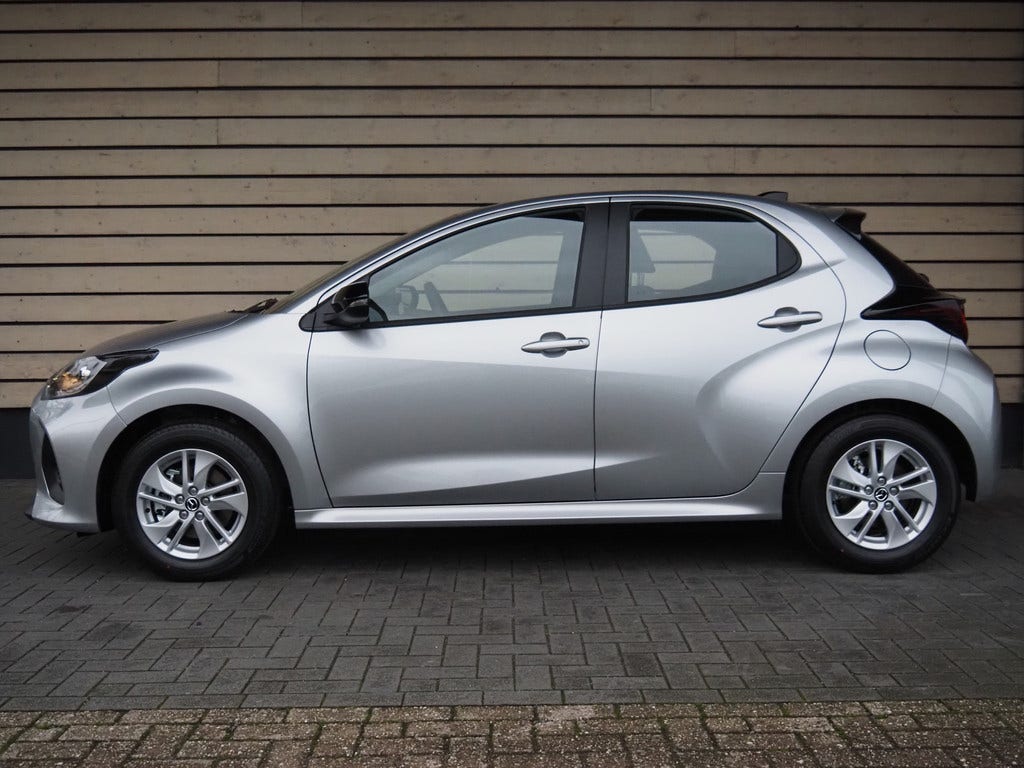 Mazda 2 Hybrid (3)