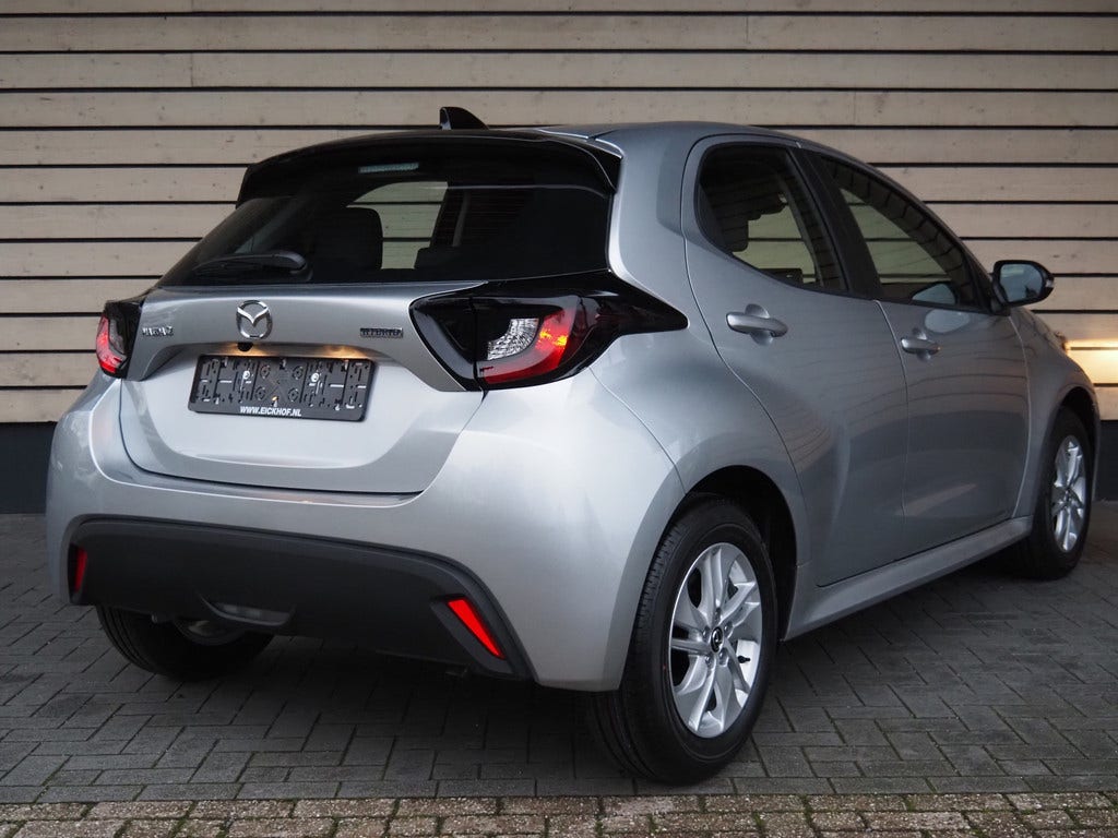 Mazda 2 Hybrid (4)
