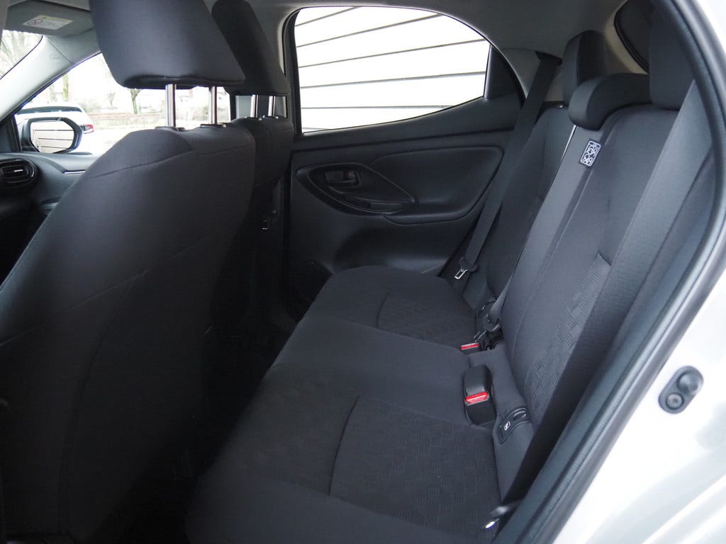 Mazda 2 Hybrid (9)