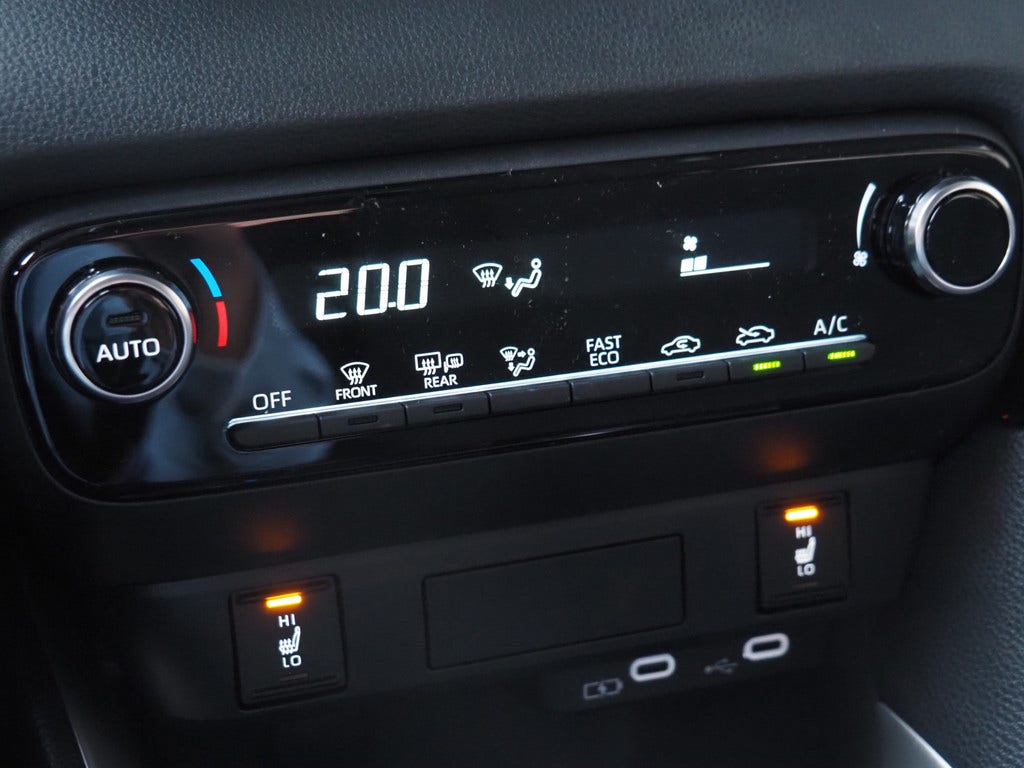 Mazda 2 Hybrid (17)