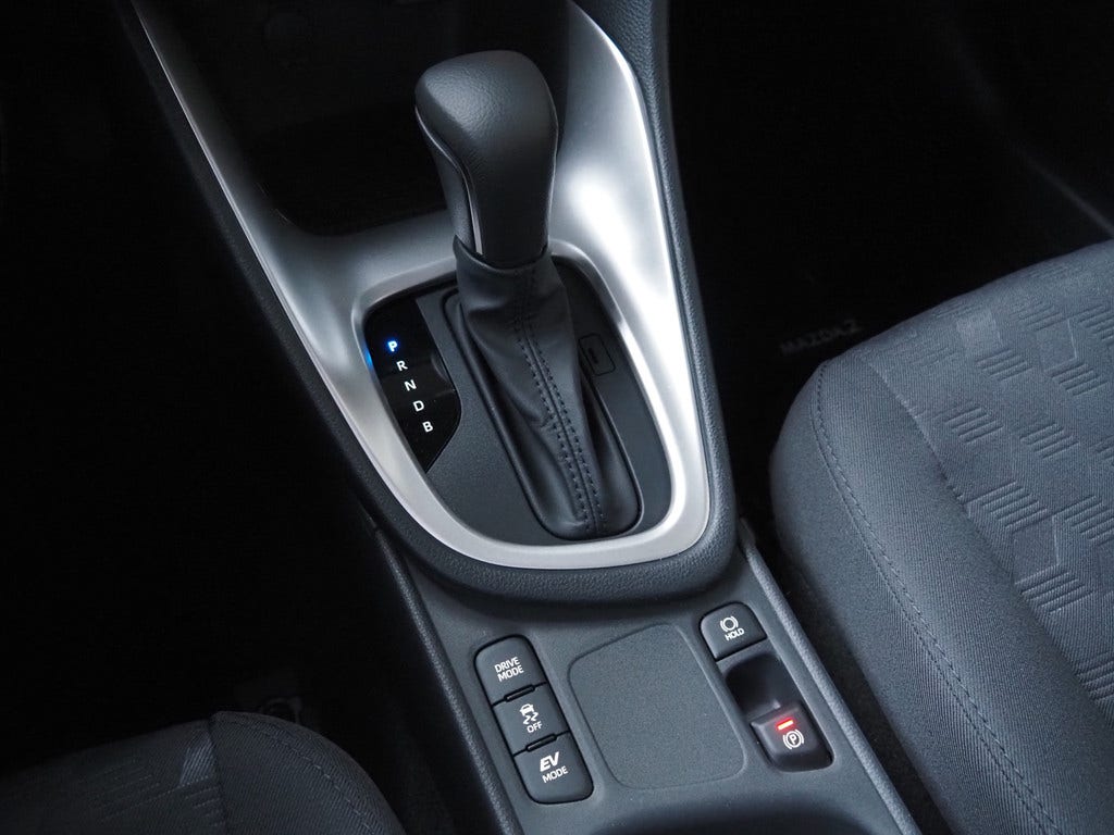 Mazda 2 Hybrid (23)