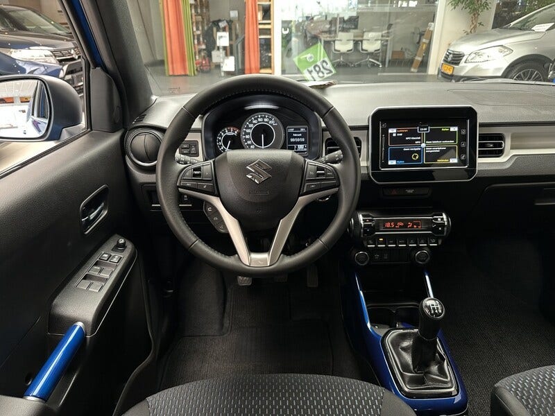 Suzuki Ignis (2)