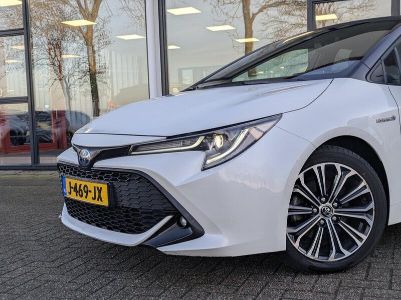Toyota Corolla (10)