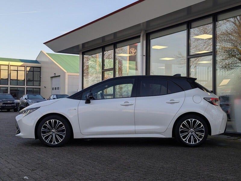 Toyota Corolla (11)