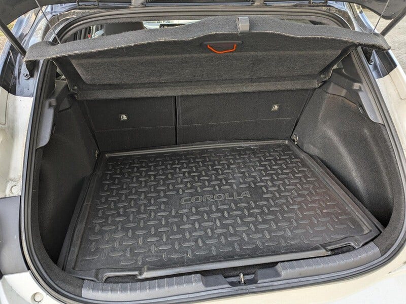 Toyota Corolla (16)