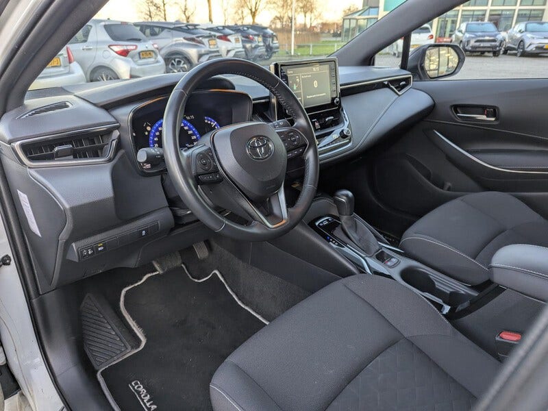 Toyota Corolla (20)