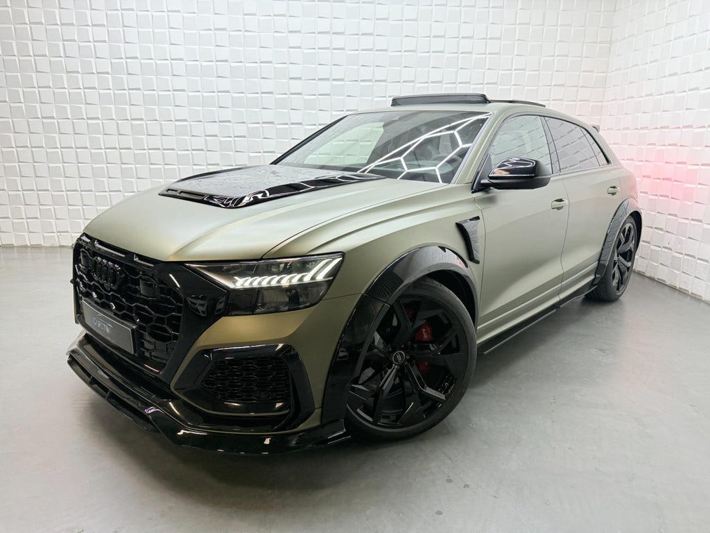 Audi RSQ8