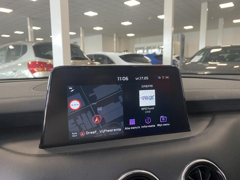 Kia Stinger (12)
