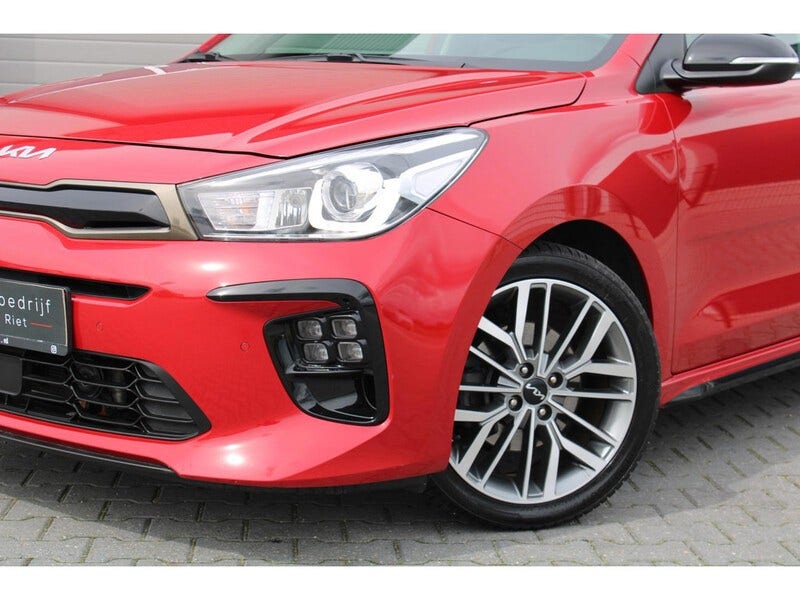 Kia Rio (2)