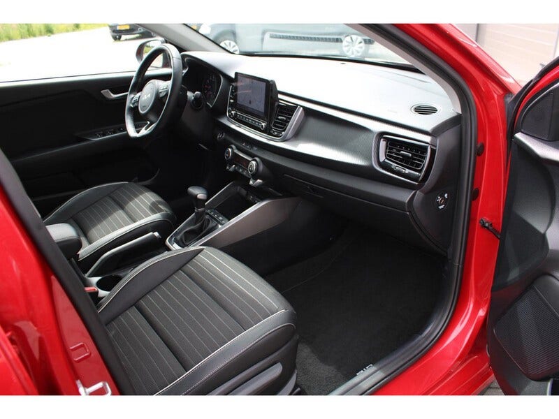 Kia Rio (17)