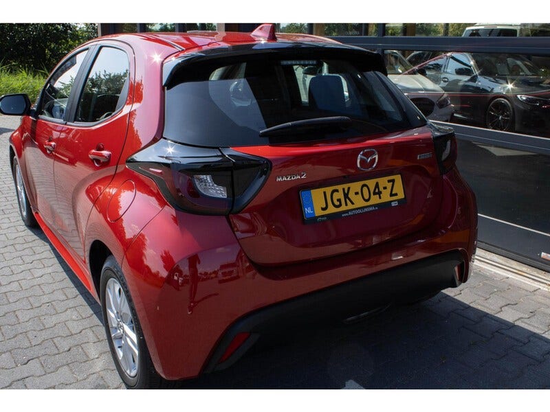 Mazda 2 Hybrid (10)
