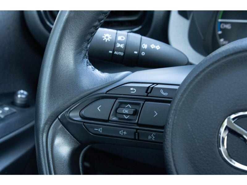 Mazda 2 Hybrid (15)
