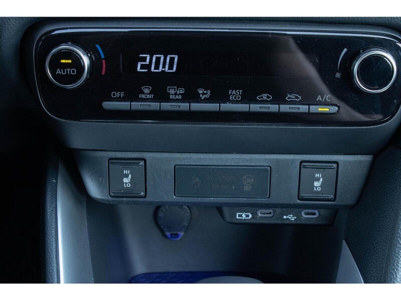 Mazda 2 Hybrid (18)
