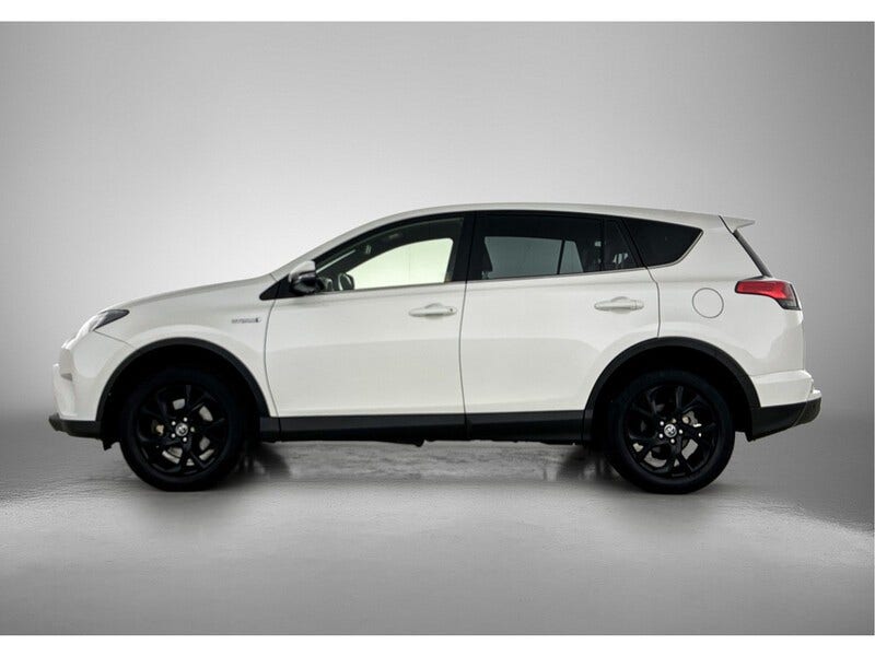 Toyota RAV4 (3)