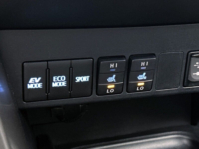 Toyota RAV4 (19)