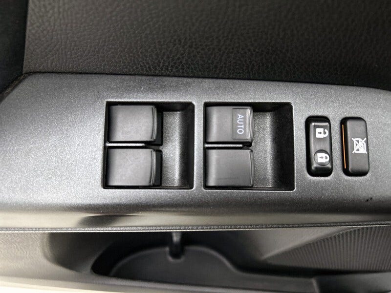 Toyota RAV4 (24)