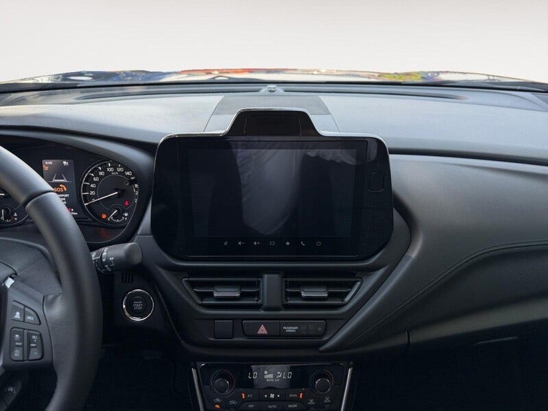 Suzuki Cross (19)