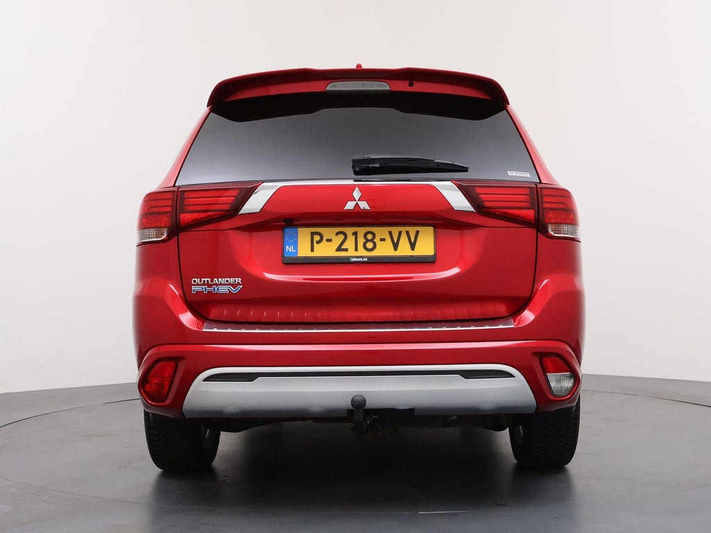 Mitsubishi Outlander (4)