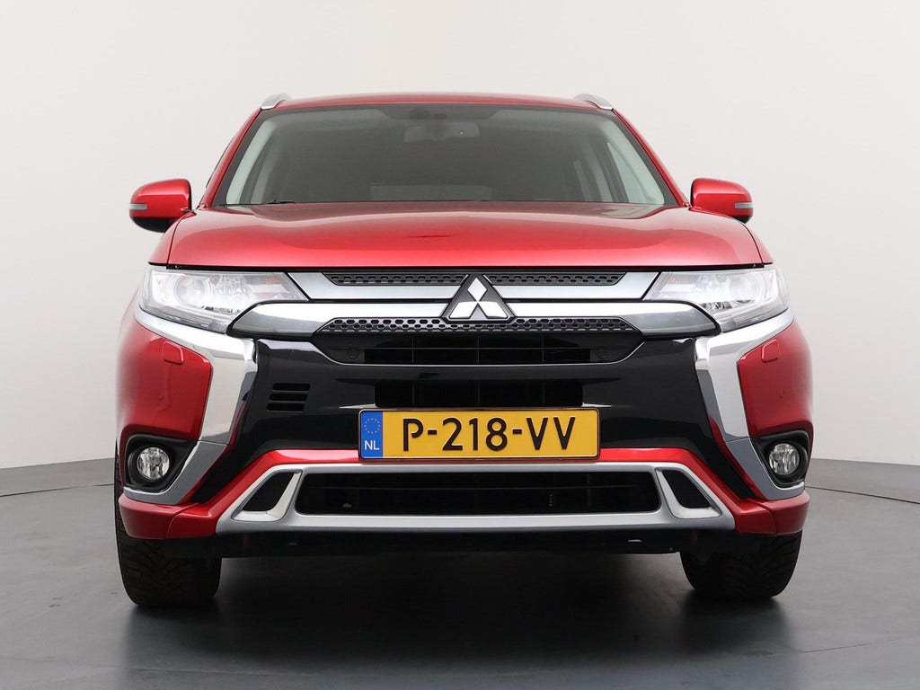 Mitsubishi Outlander (8)