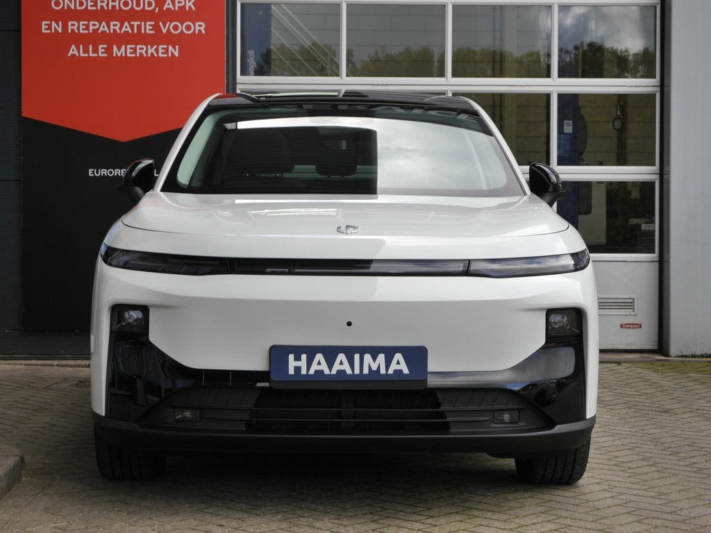 Leapmotor B10 (2)