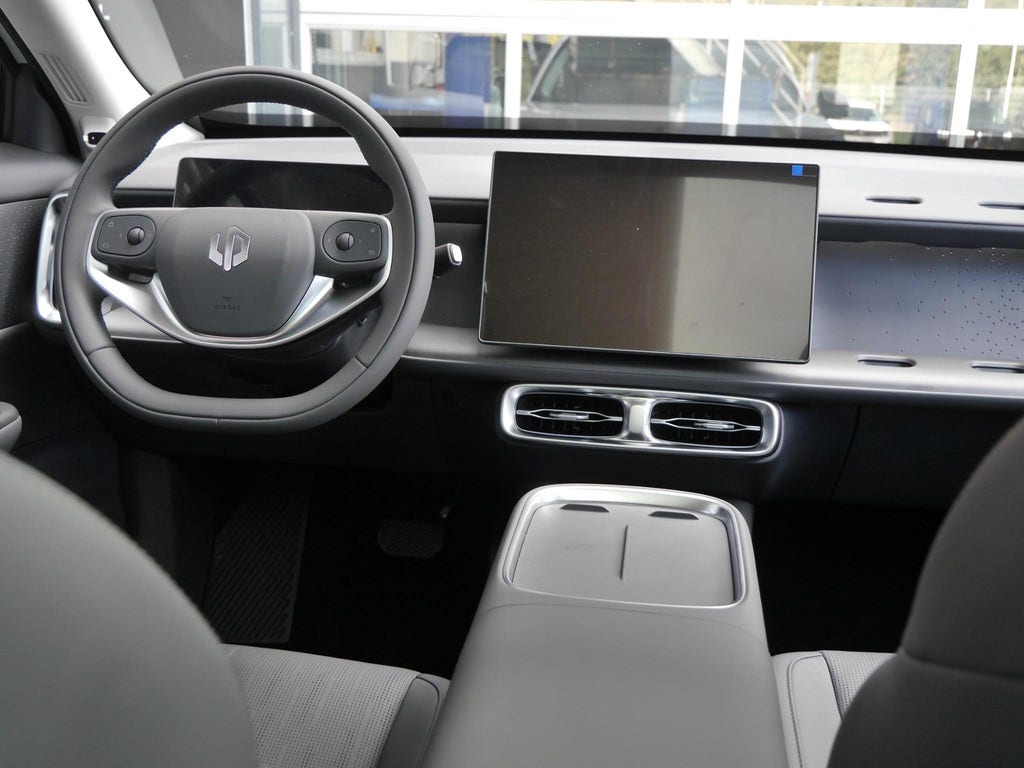 Leapmotor B10 (10)