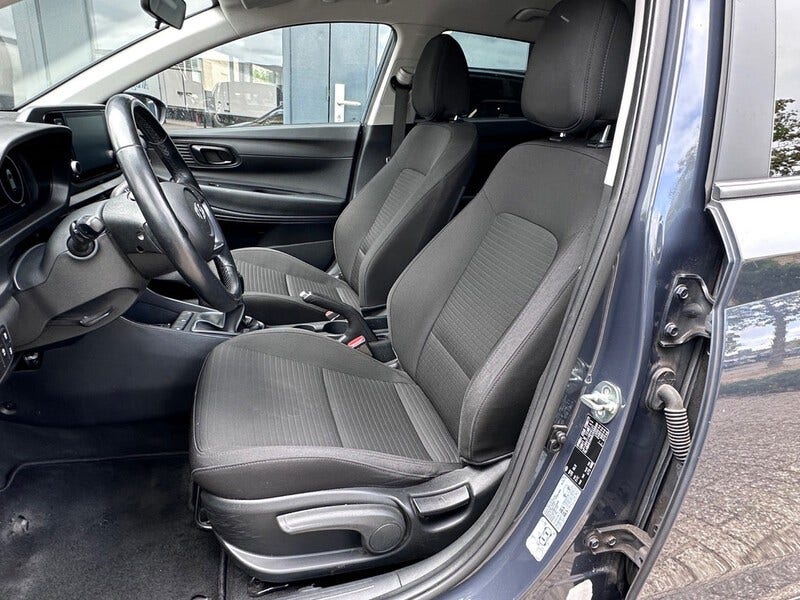 Hyundai i20 (2)