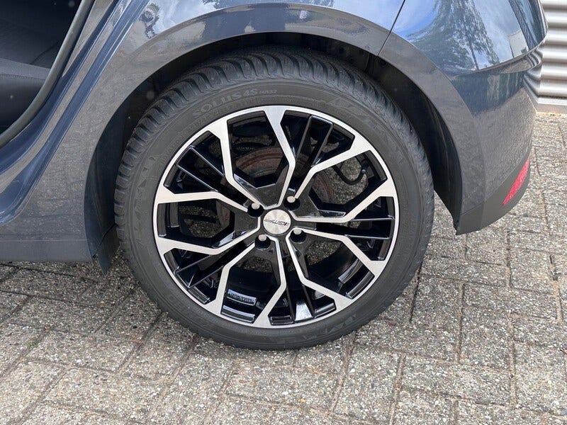 Hyundai i20 (4)