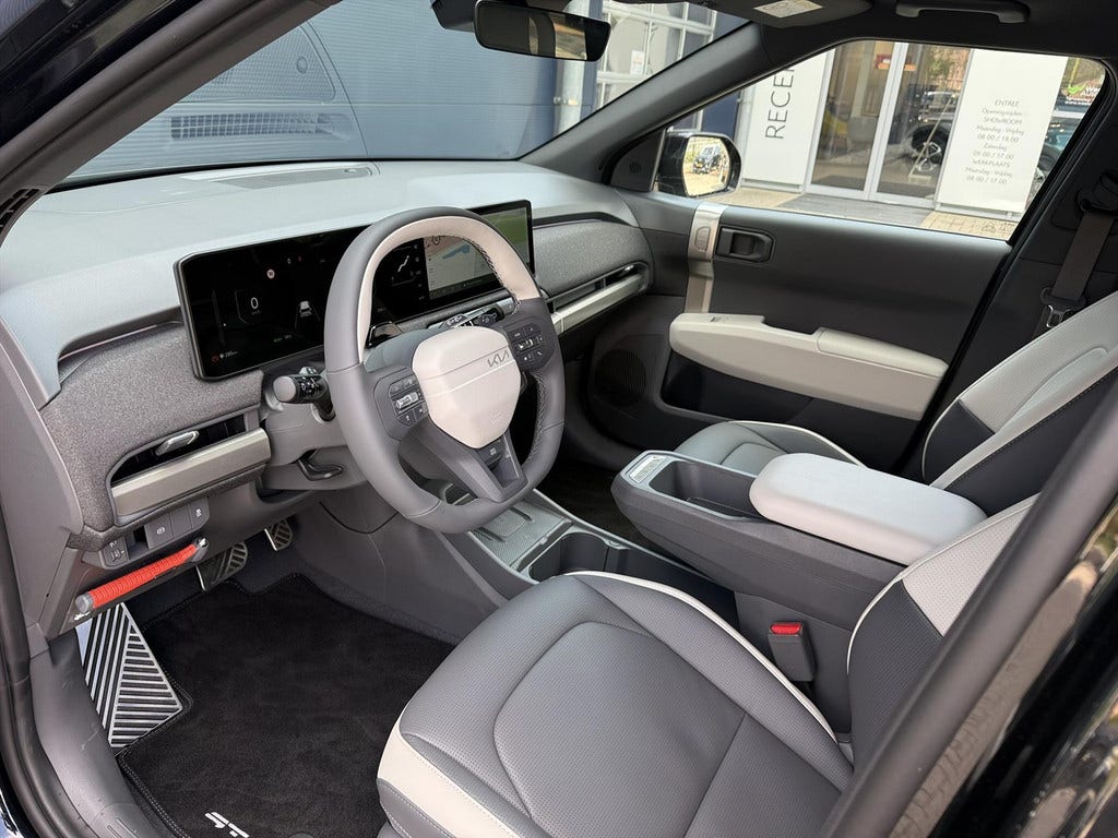 Kia EV3 (16)