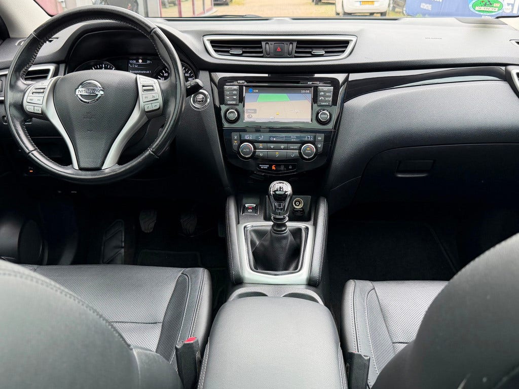 Nissan Qashqai (2)