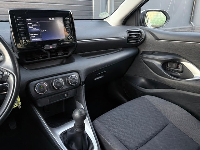 Toyota Yaris (12)