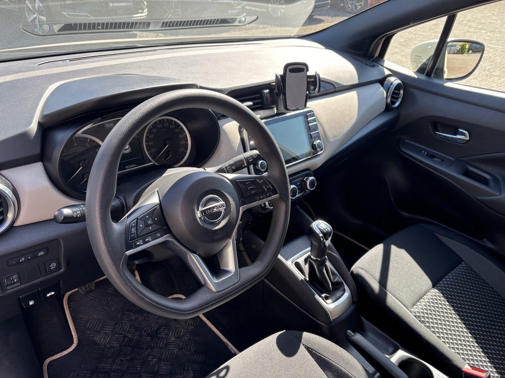 Nissan Micra (3)