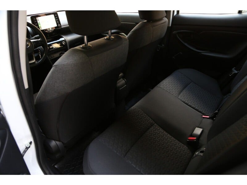 Toyota Yaris Cross (10)
