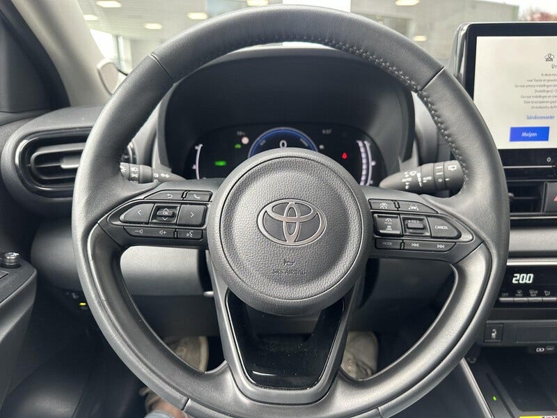 Toyota Yaris (12)