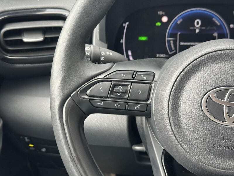 Toyota Yaris (13)