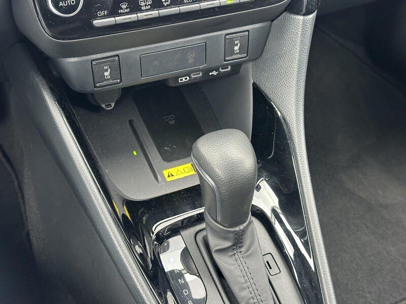 Toyota Yaris (19)