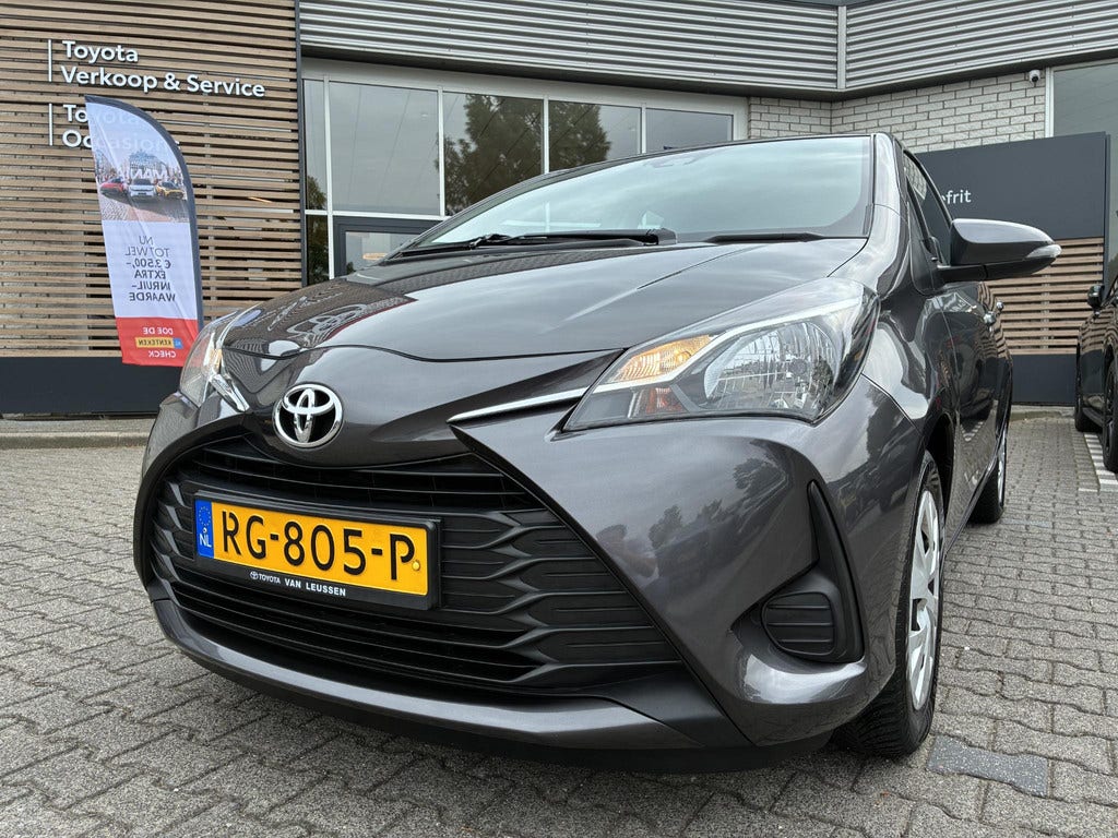 Toyota Yaris (7)