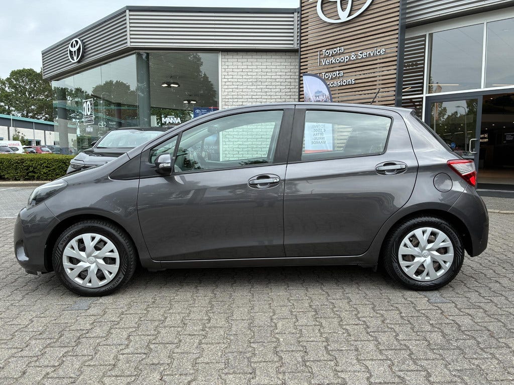 Toyota Yaris (8)