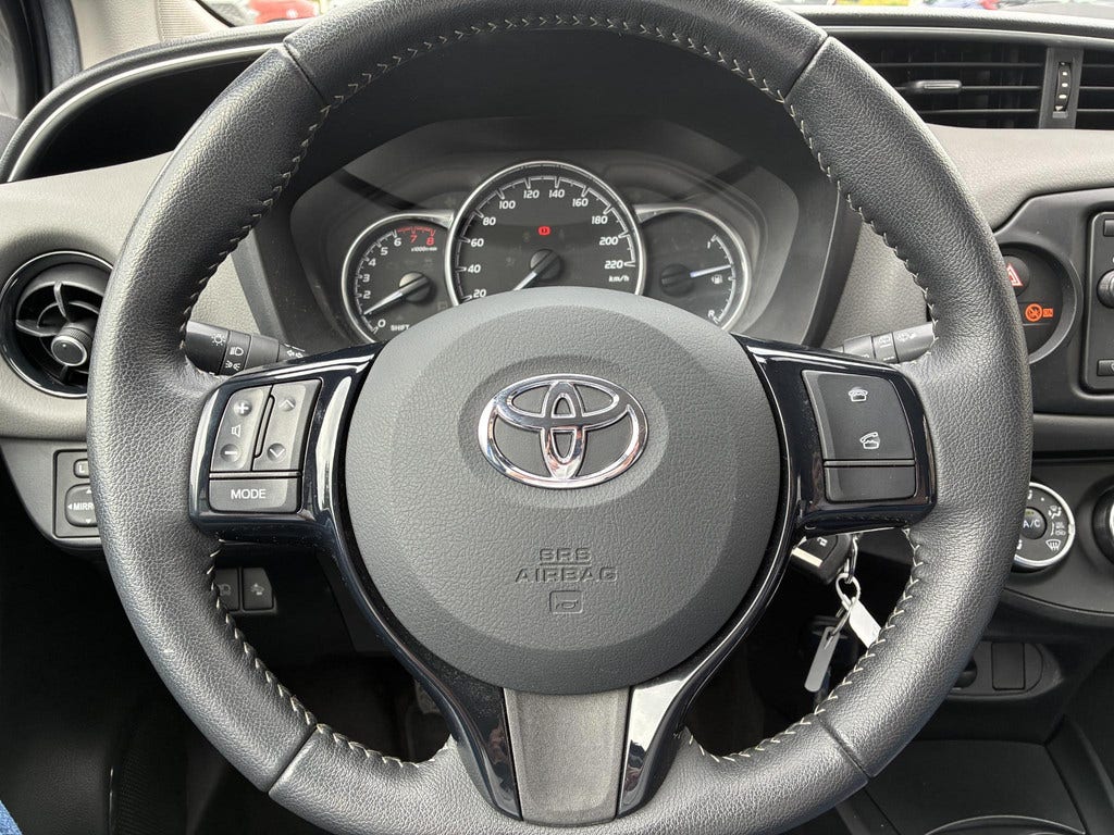 Toyota Yaris (15)