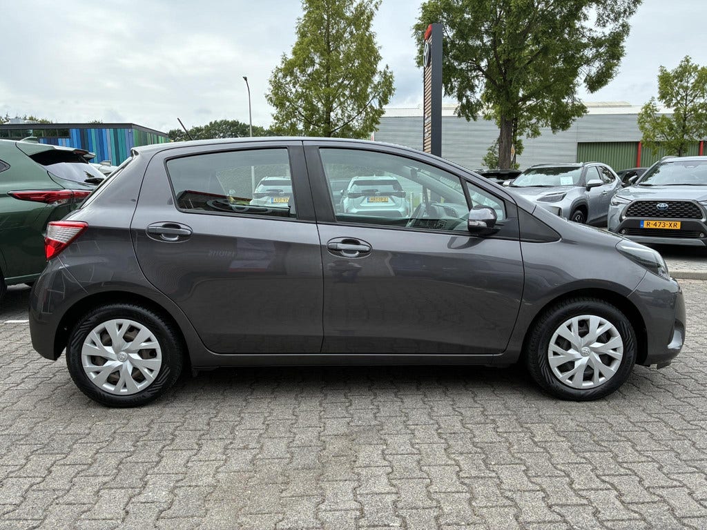 Toyota Yaris (10)