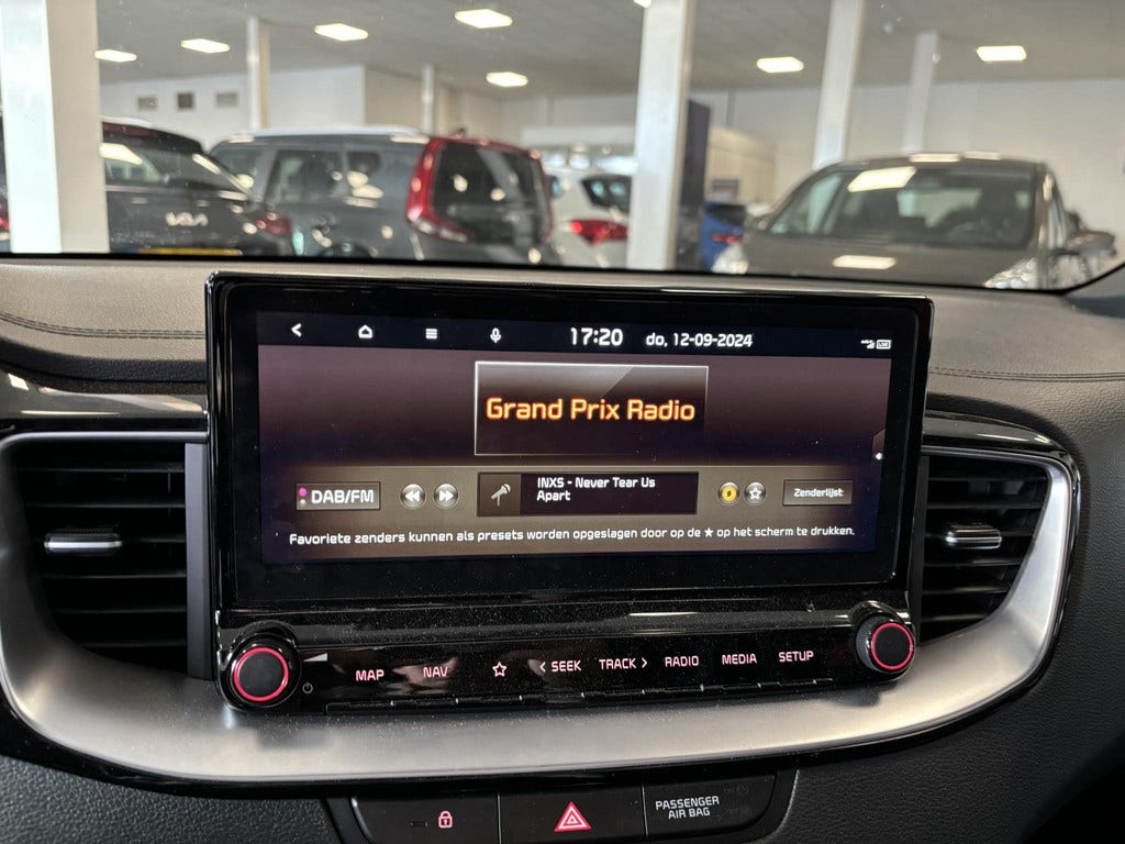 Kia ProCeed (12)