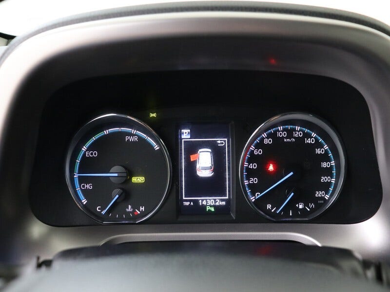 Toyota RAV4 (5)