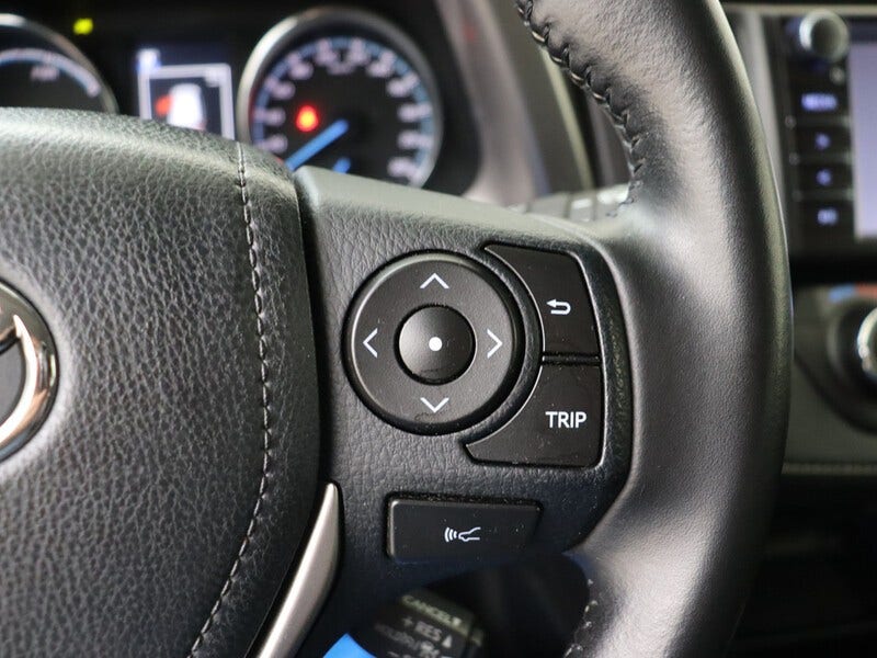 Toyota RAV4 (21)